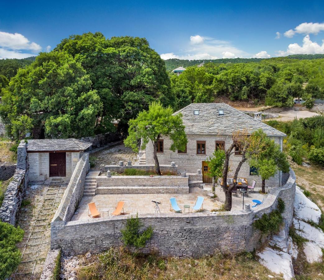 The Land Beyond Apartment Vitsa Exterior photo